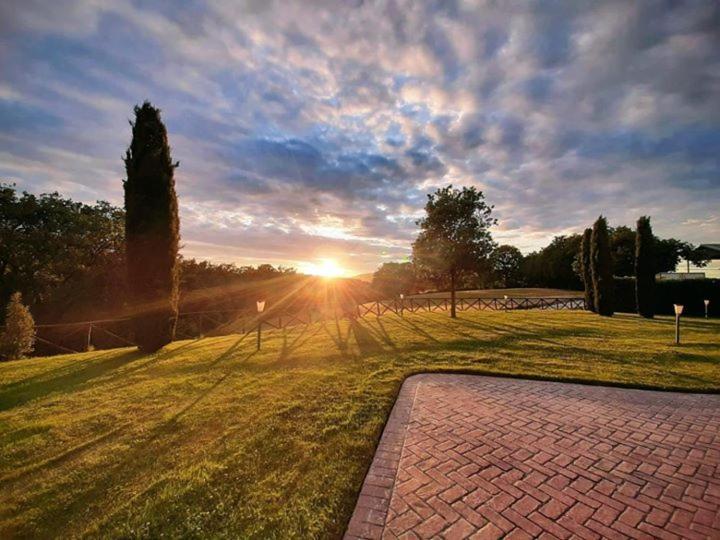 Agriturismo Podere Del Lepre San Quirico  Exterior foto